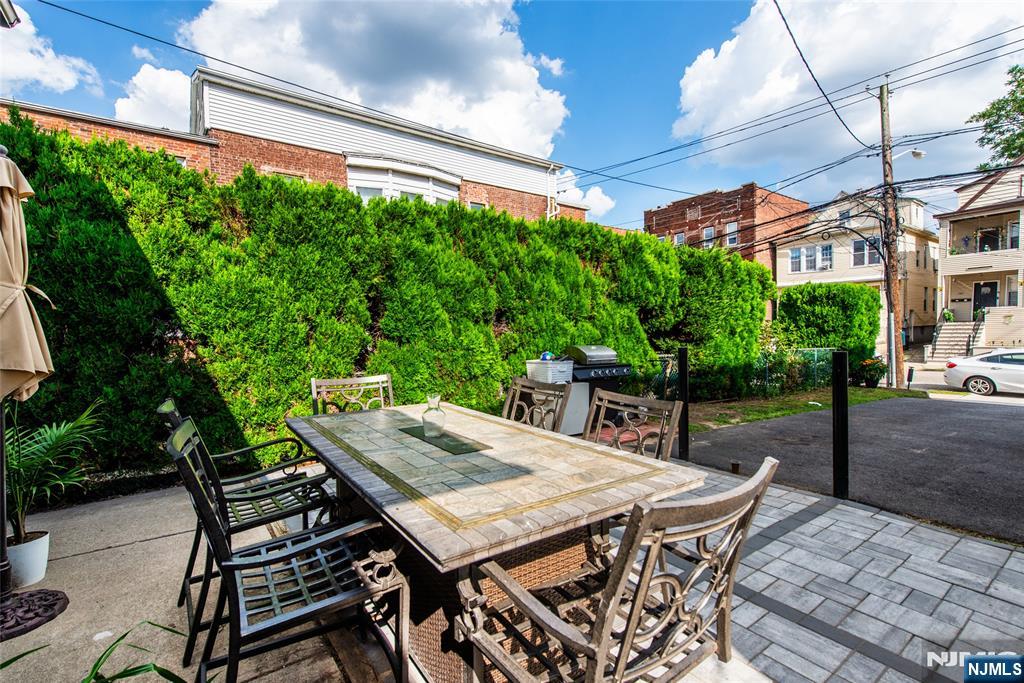 282 Ackerman Avenue