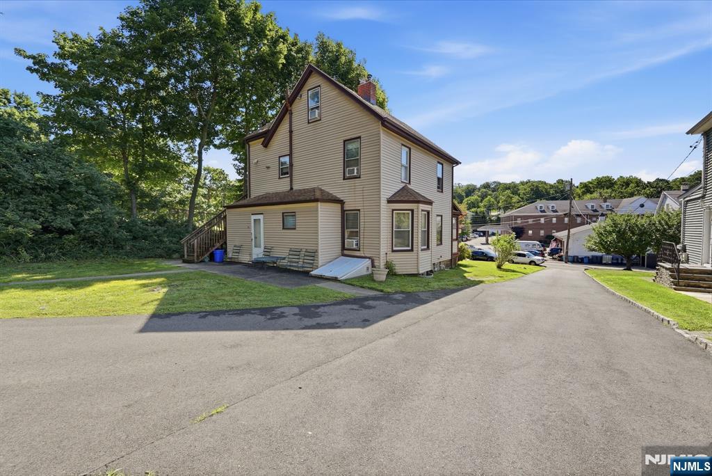 60 Martin Road - Photo 4