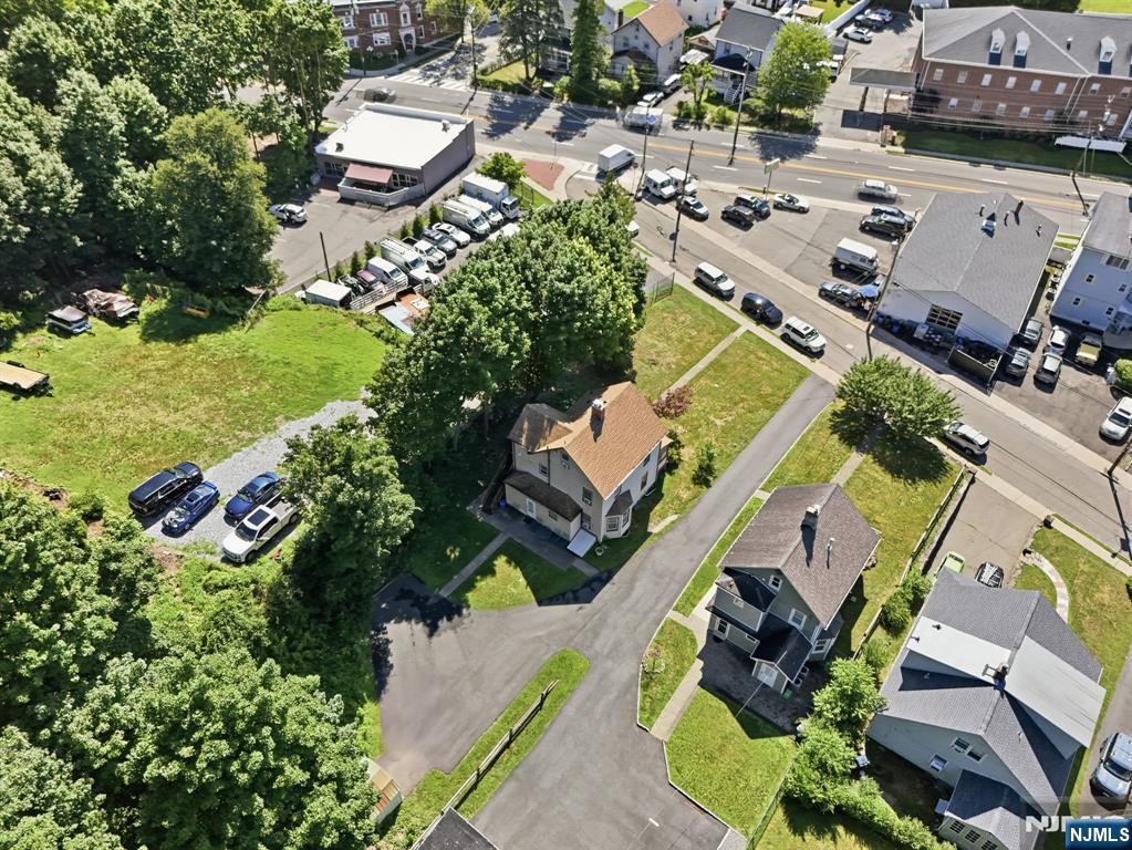 40th image of 60 Martin Rd, Verona, NJ 07044 | MLS# 26029491