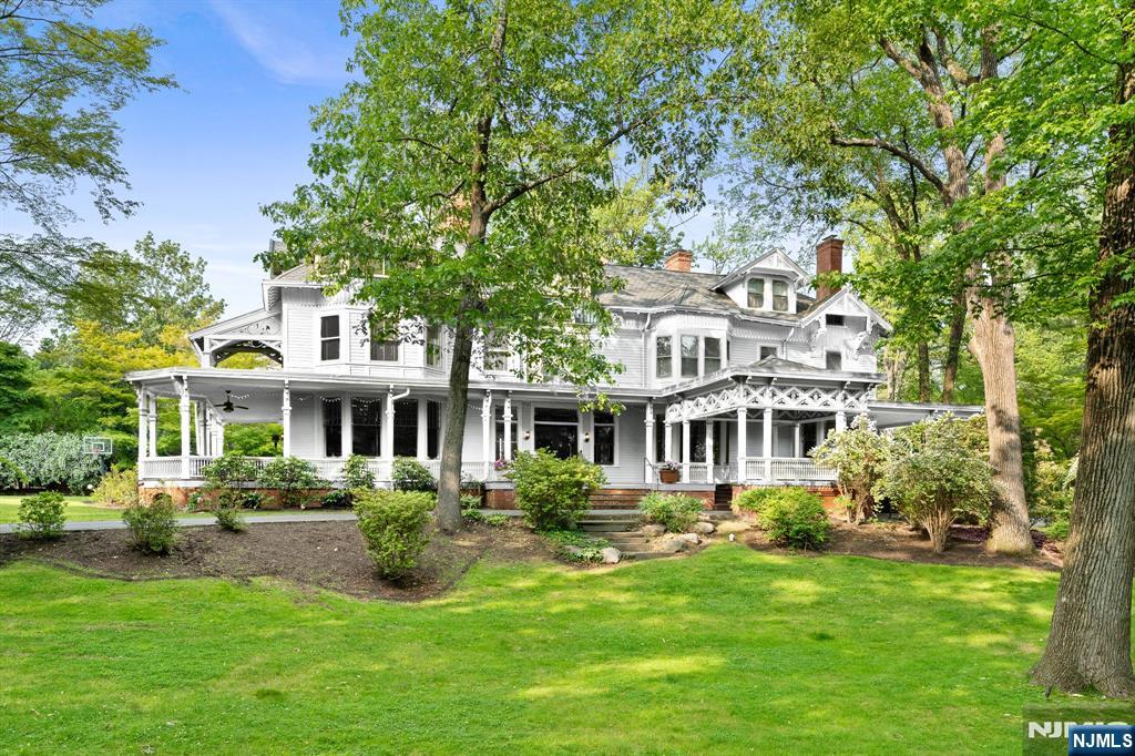 40 Highland Avenue - Photo 1