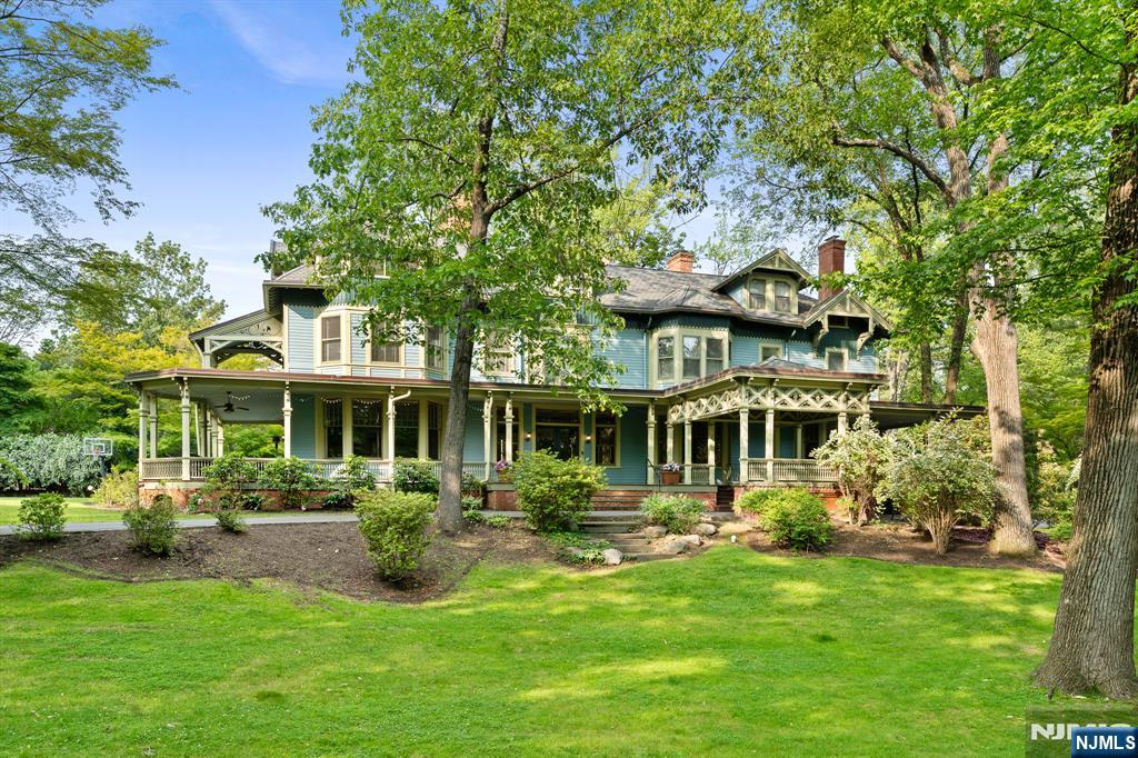 40 Highland Avenue - Photo 2