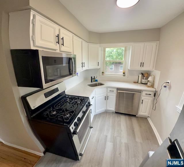 349 Bloomfield Avenue #25