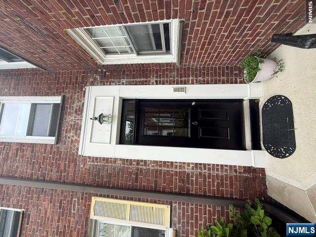 349 Bloomfield Avenue #25
