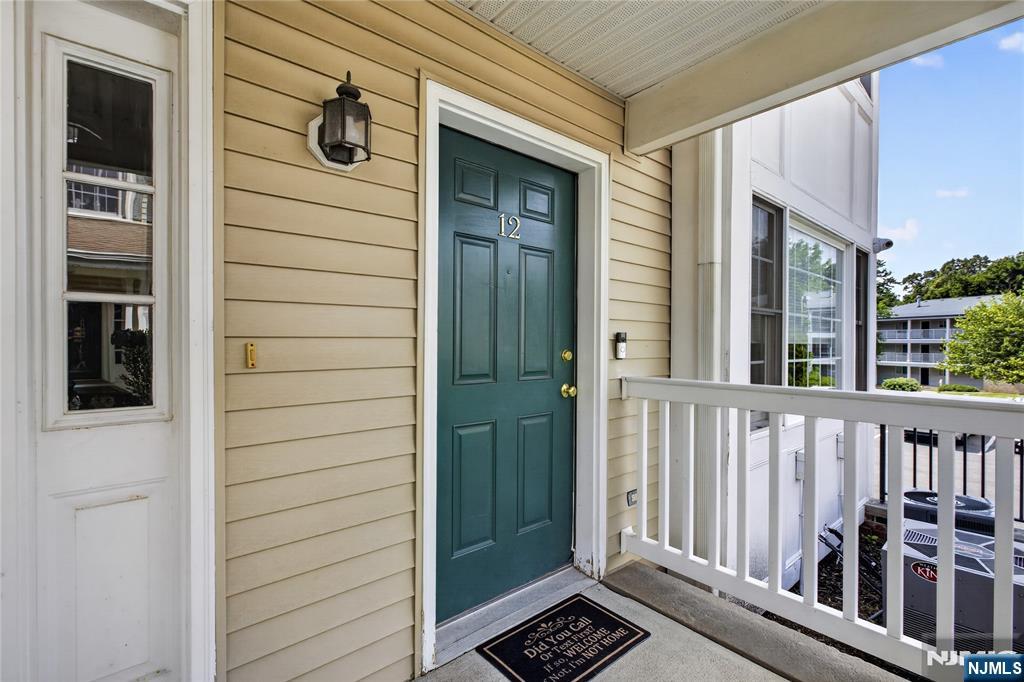 179 Roseland Avenue 12 - Photo 3