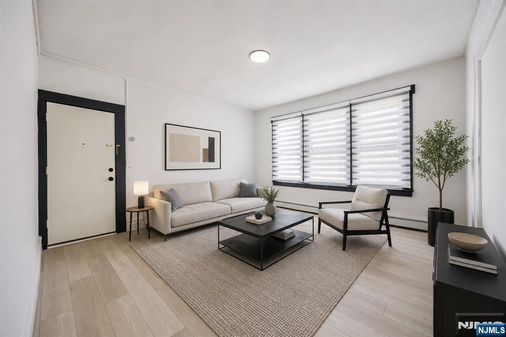 463 21st Street - Photo 4