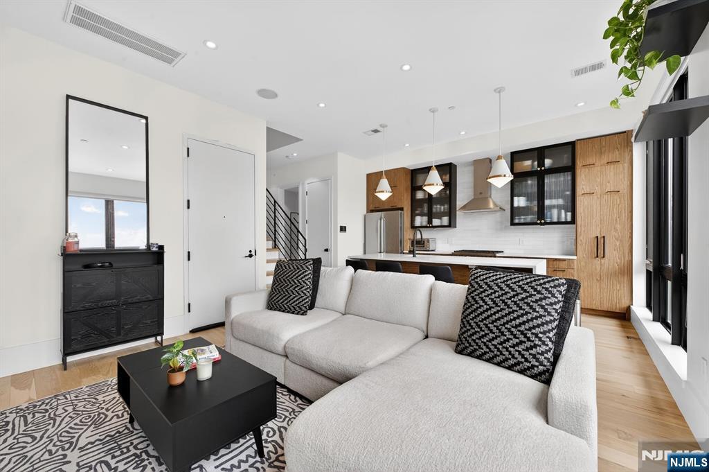 339 Palisade Avenue C - Photo 3