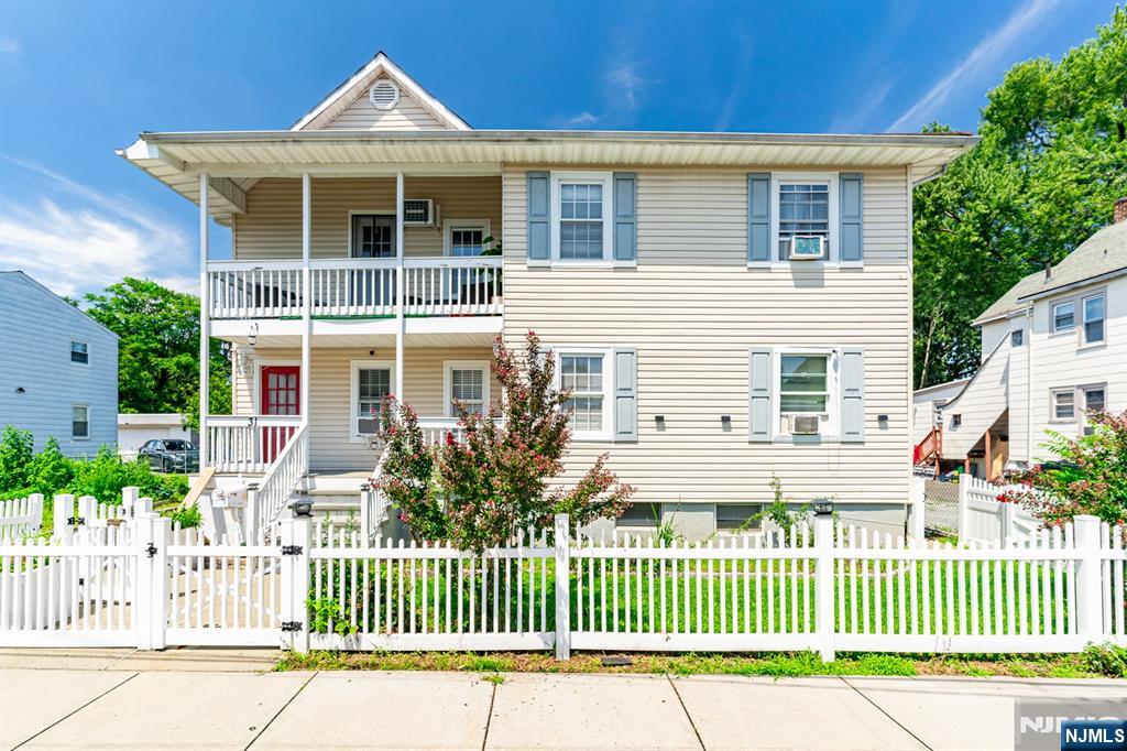 31 Meade Street - Photo 1