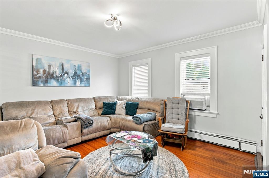 31 Meade Street - Photo 2
