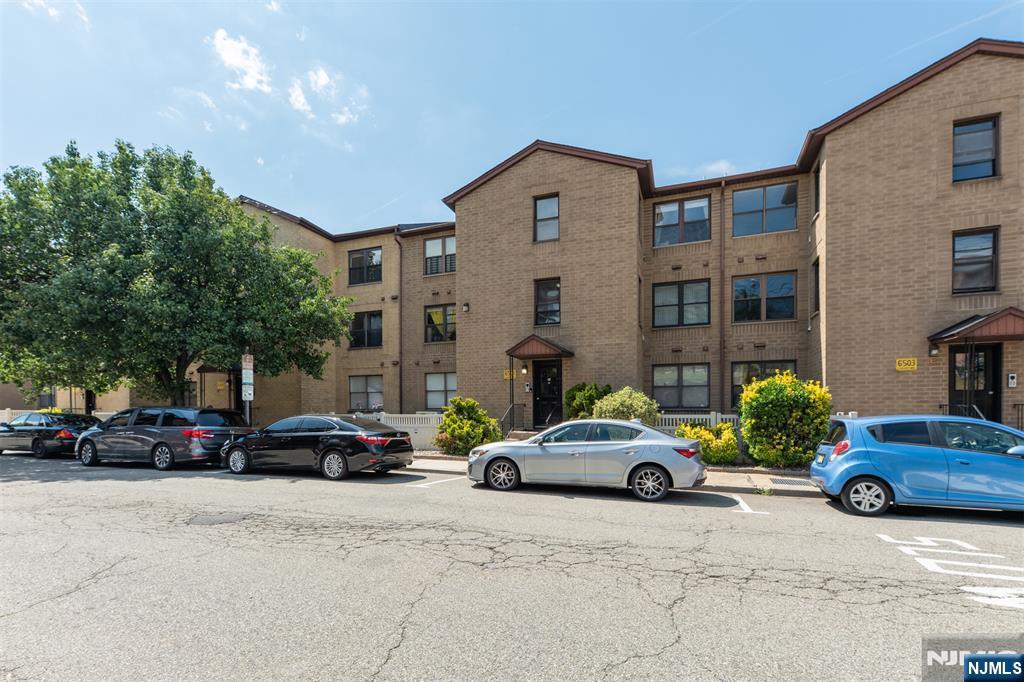 6501 Liberty Avenue #F5