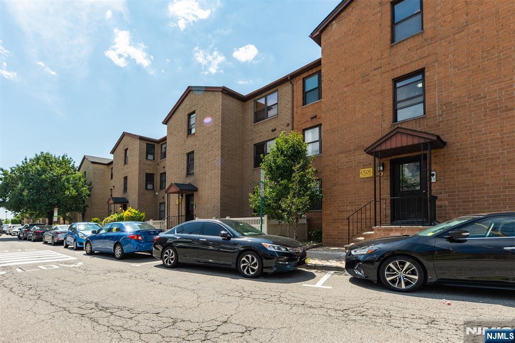 6501 Liberty Avenue #F5