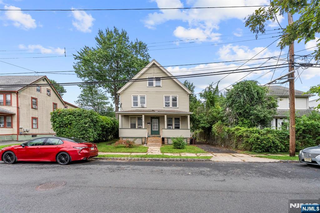 36 Pulaski Street