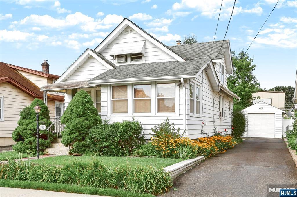 5-10 Hartley Place - Photo 1