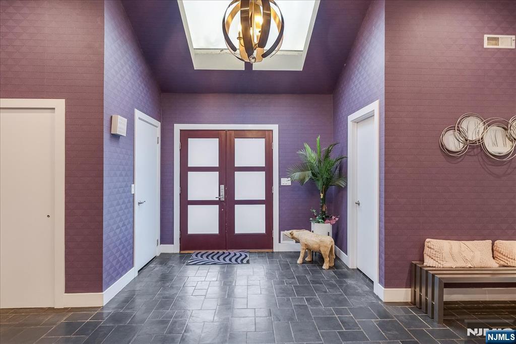 25 N Hillside Avenue - Photo 5