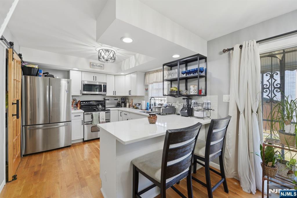 312 Littleton Avenue 804 - Photo 4