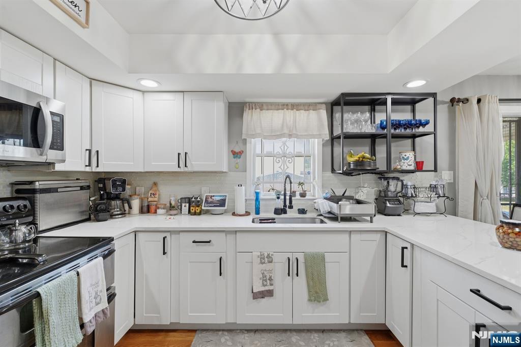 312 Littleton Avenue 804 - Photo 5
