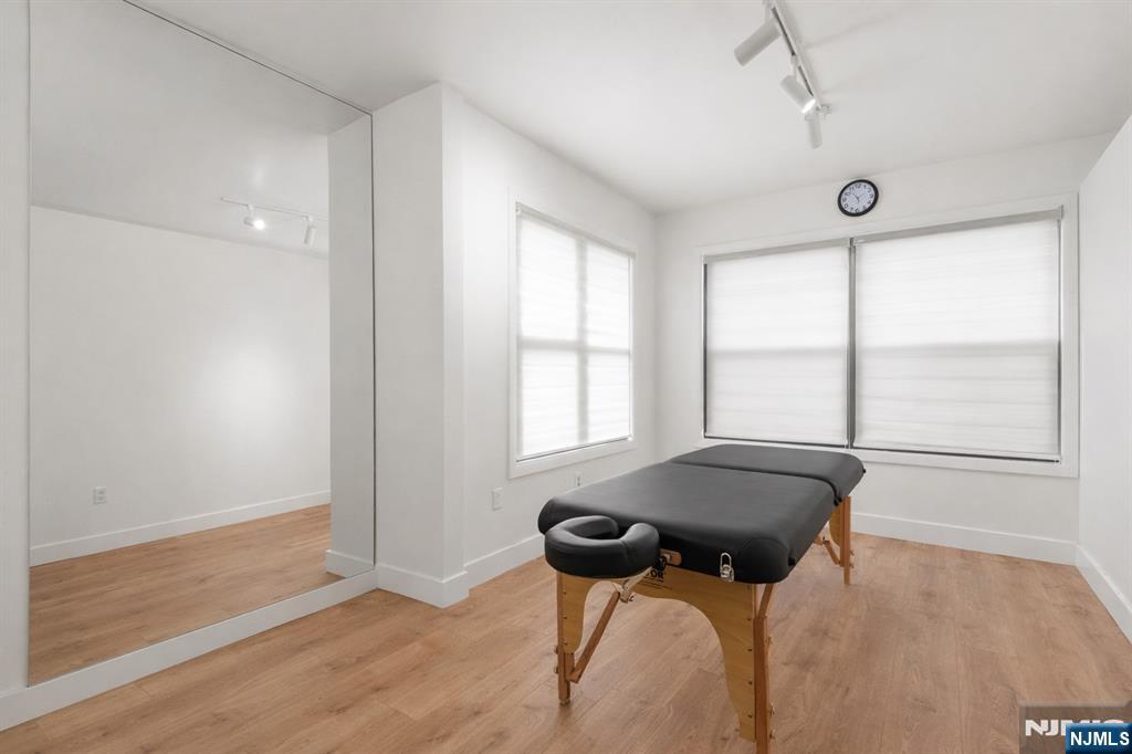 1618 Parker Avenue 2 - Photo 2