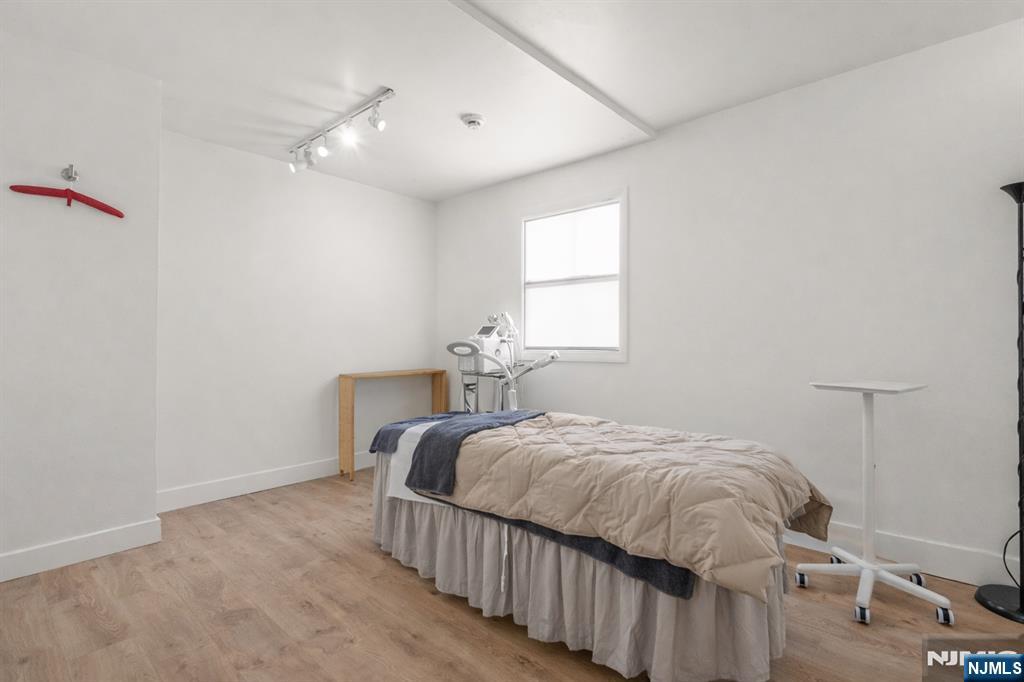 1618 Parker Avenue 2 - Photo 4