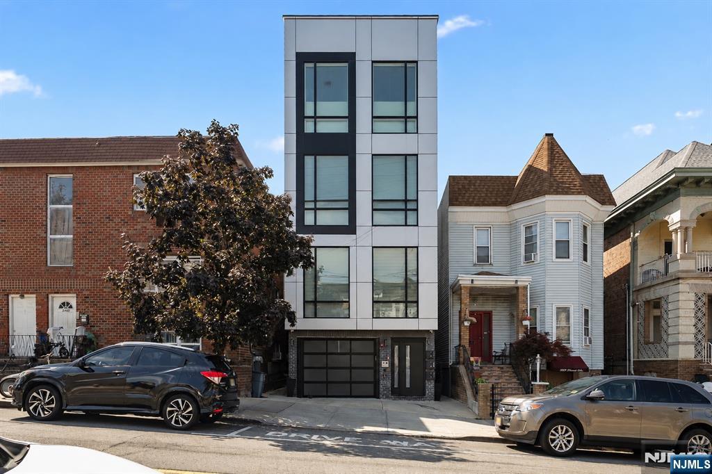 2nd image of 3305 Pleasant Ave, Union City, NJ 07087