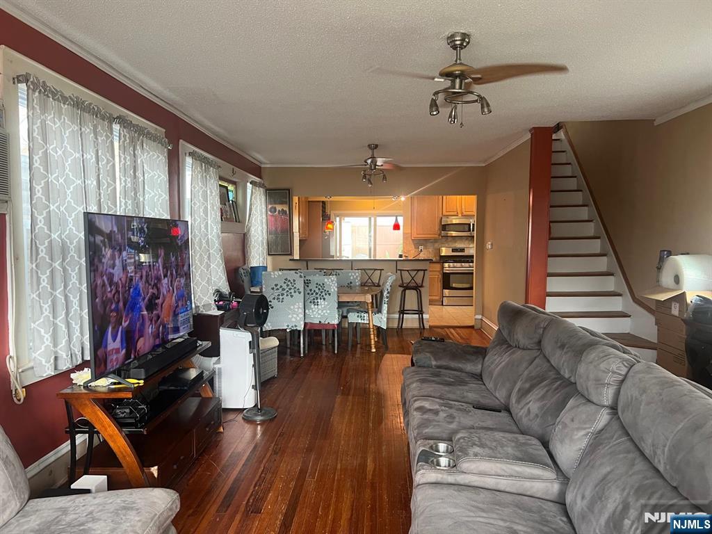 116 Prospect Avenue - Photo 4