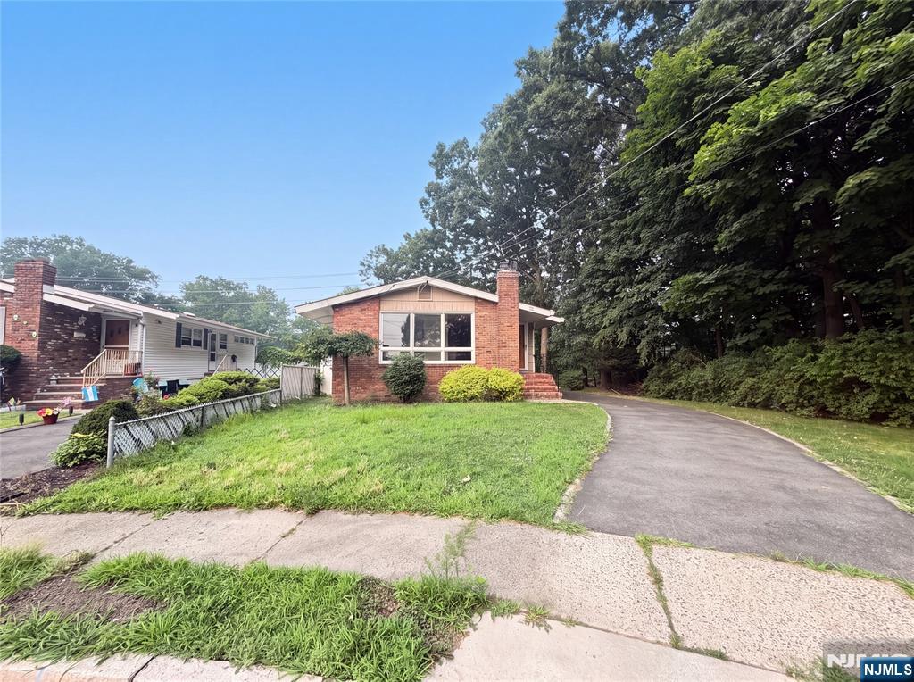 35 Dapp Court - Photo 1