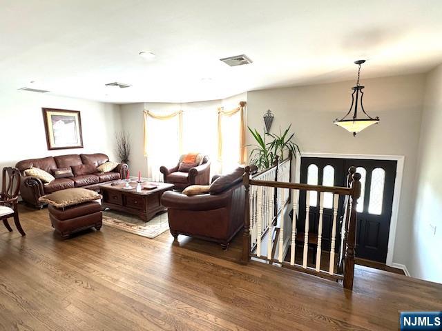 8 Towsen Road 1 - Photo 2