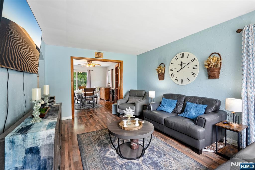 560 Glenwood Ave, Teaneck, NJ 07666