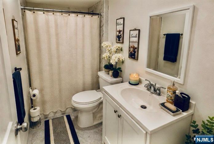 108 Evergreen Avenue - Photo 5