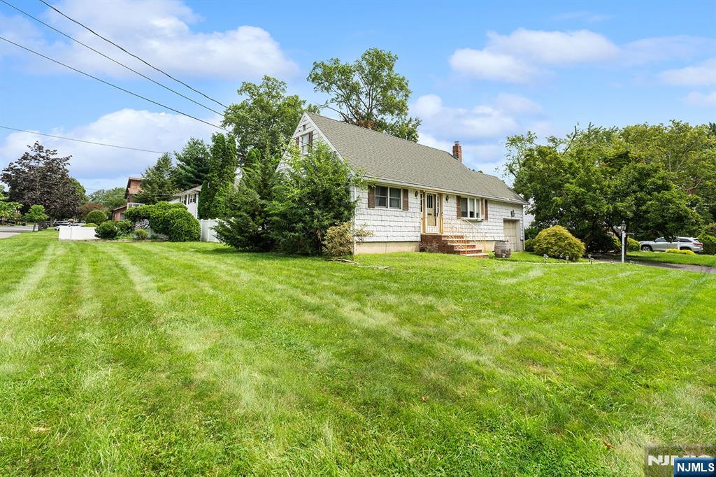 802 Martin Avenue - Photo 1