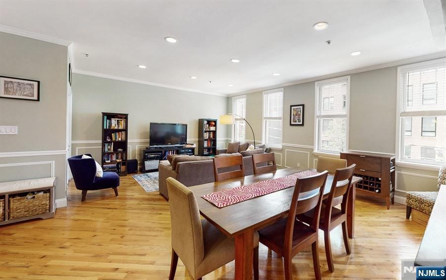 523 Monroe Street 2 - Photo 1