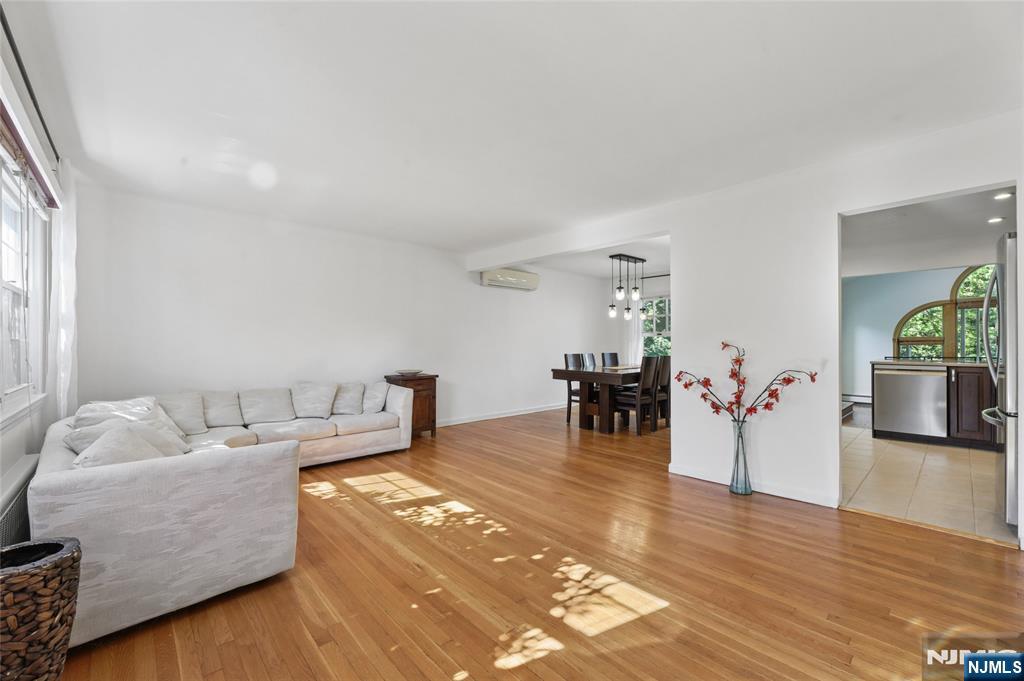 16-03 Radburn Road - Photo 4