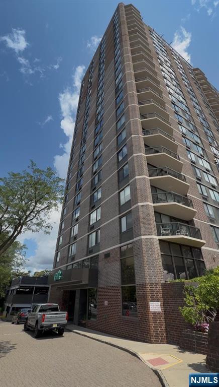 770 Anderson Avenue 20F - Photo 2