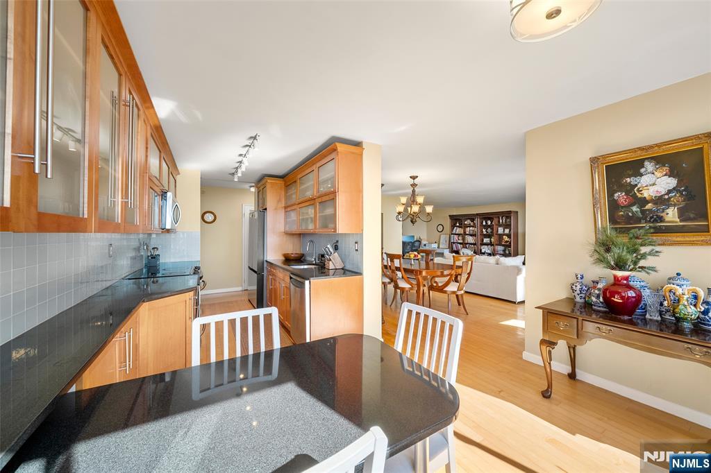 200 Winston Drive #2002