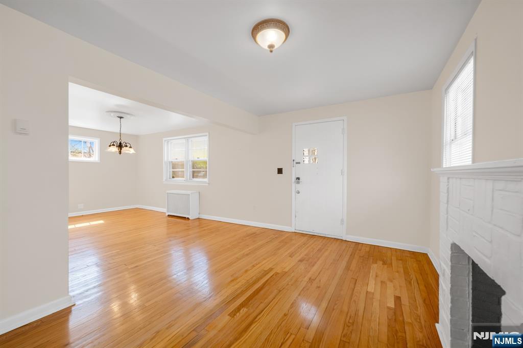 255 Windsor Road - Photo 5