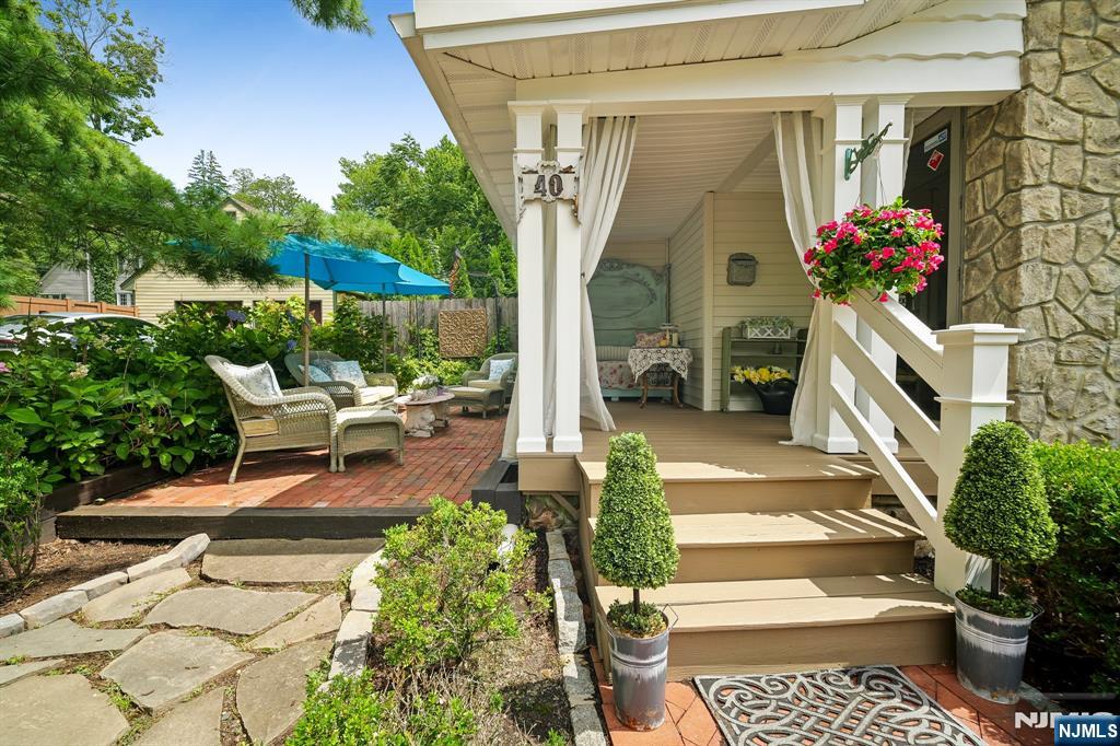 40 Edgewood Avenue - Photo 3