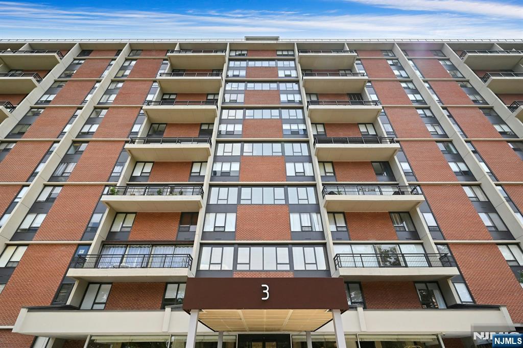 3 Horizon Rd #1030, Fort Lee, NJ 07024