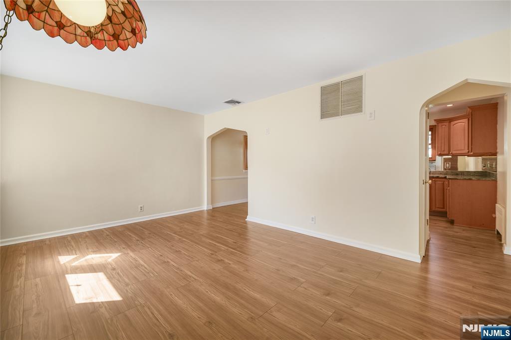9-14 6th Street - Photo 2