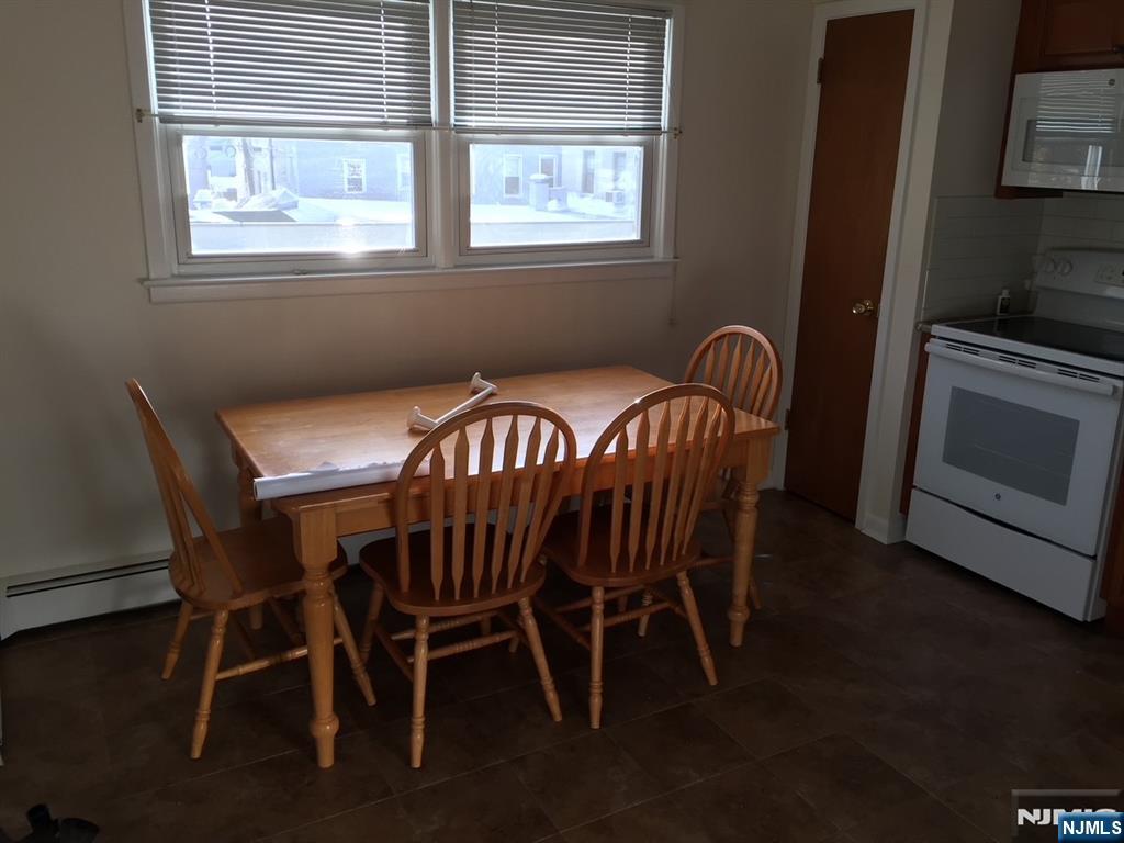 226 Irving Pl, Lyndhurst, NJ 07071
