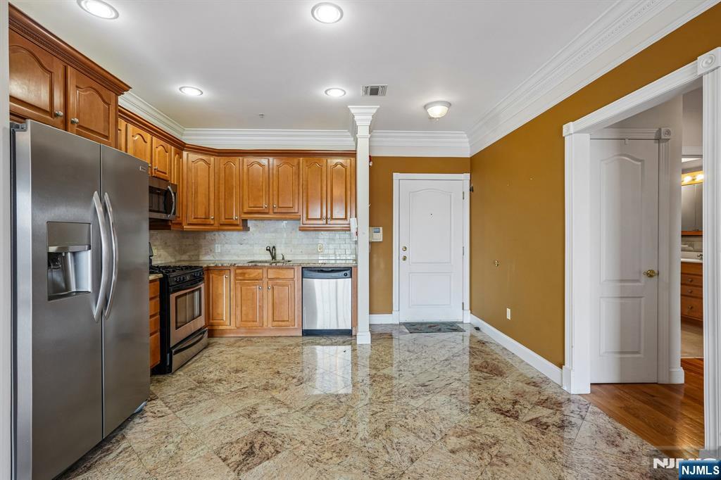 411-419 Chestnut 3 B - Photo 3