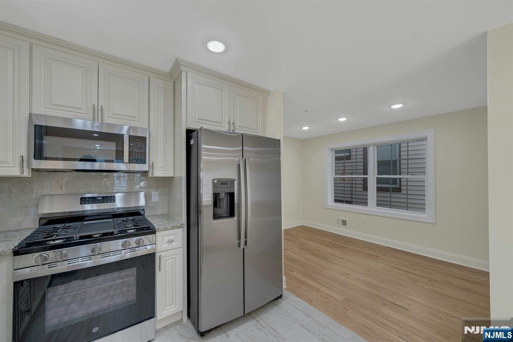 58 Vermont Avenue - Photo 5