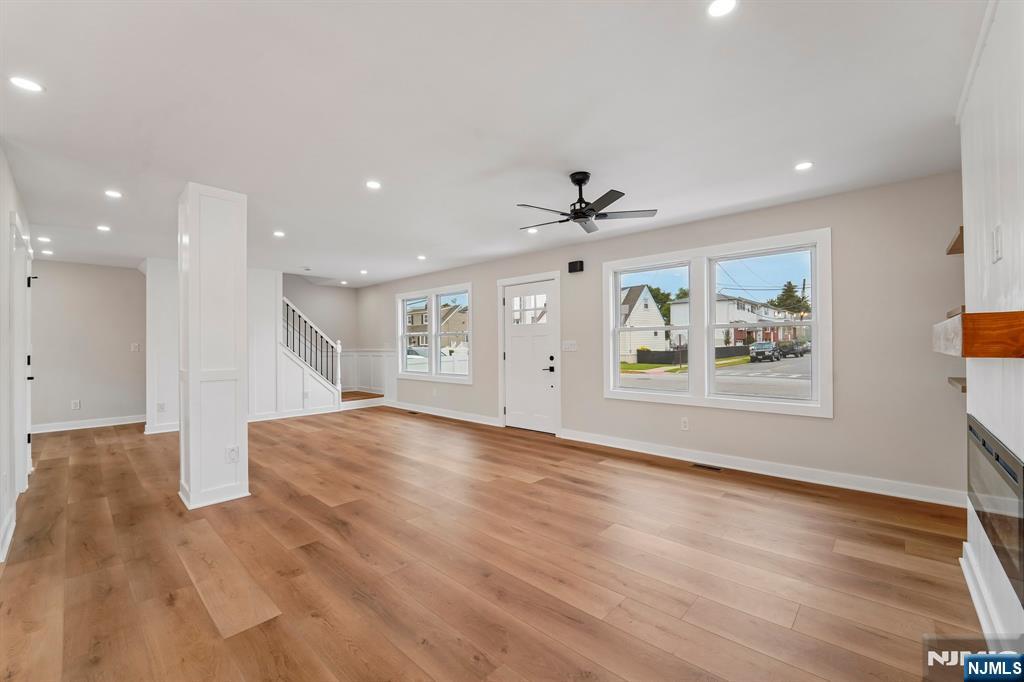 324 Thomas Avenue - Photo 4