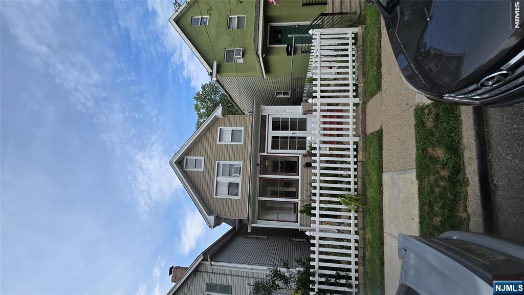 315 Elizabeth Street - Photo 1