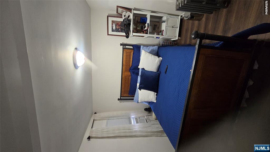 315 Elizabeth Street - Photo 3