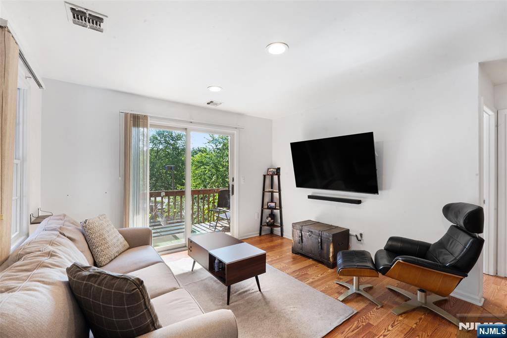 115 Stonyridge Drive - Photo 5