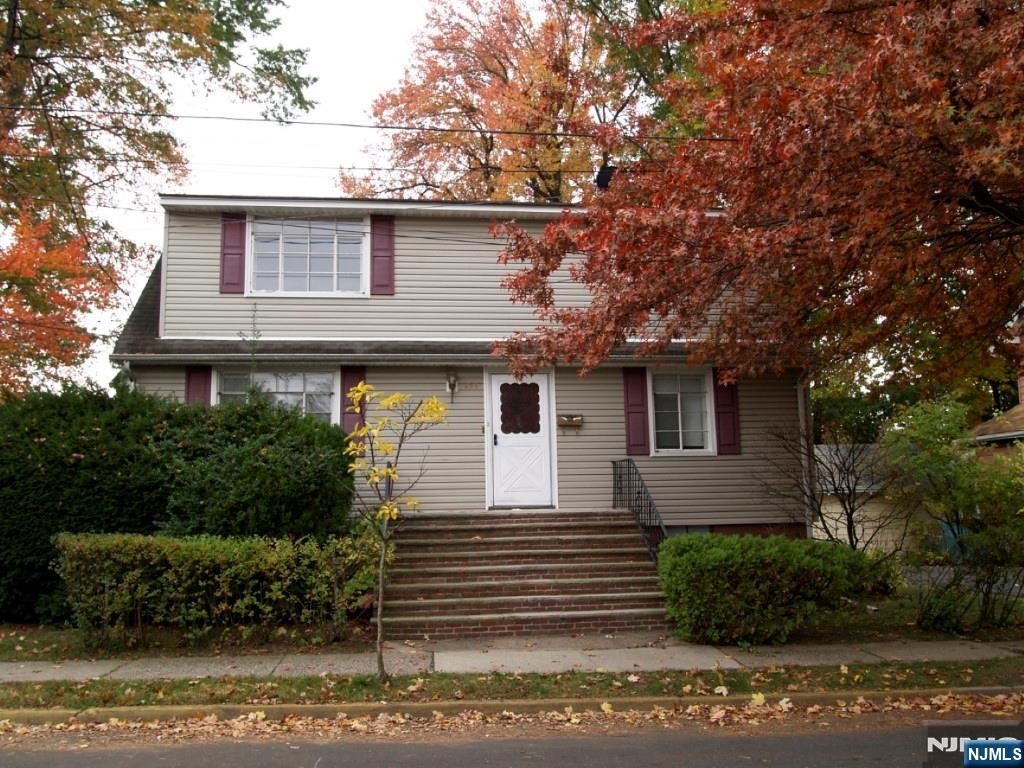 132 Queen Anne Road 1 - Photo 2