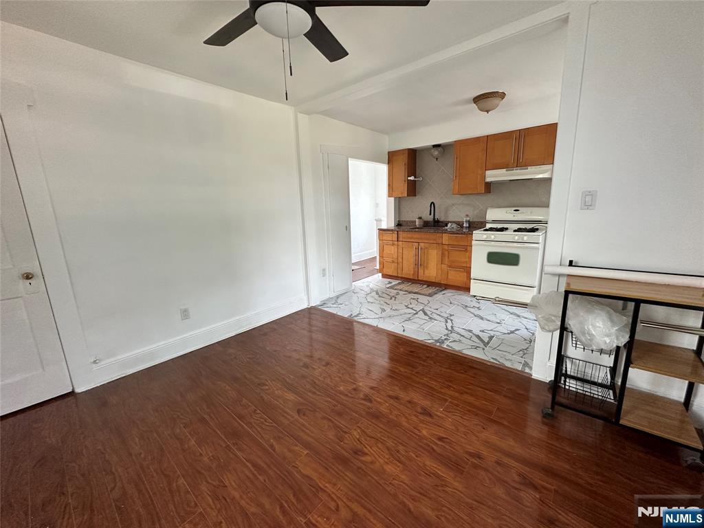 58 Farview Avenue - Photo 4