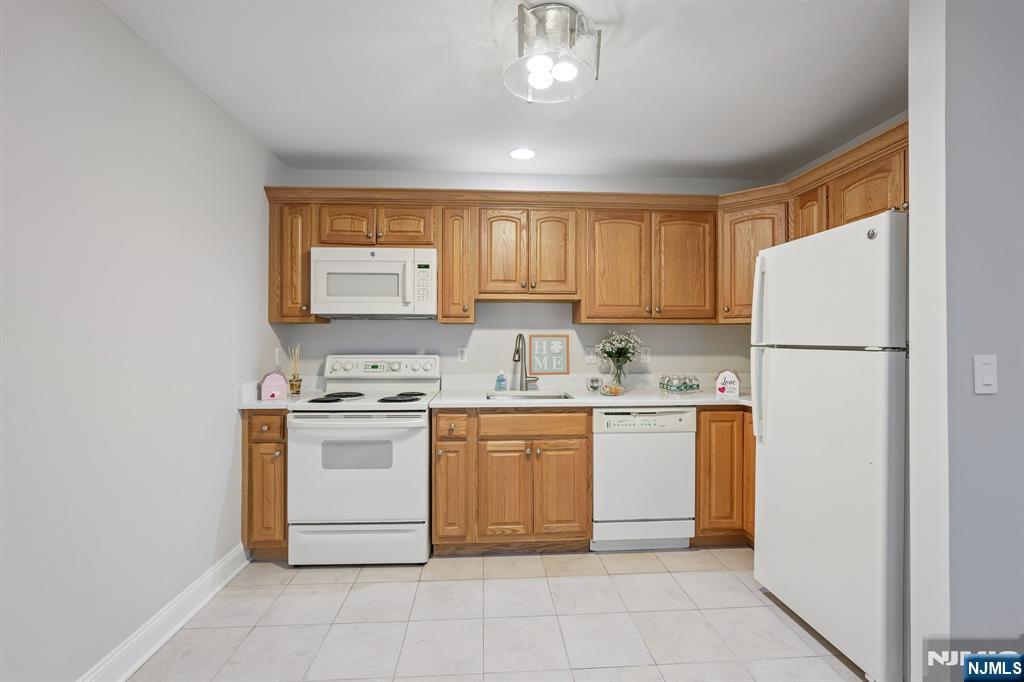 53-55 Broadway Unit D - Photo 1