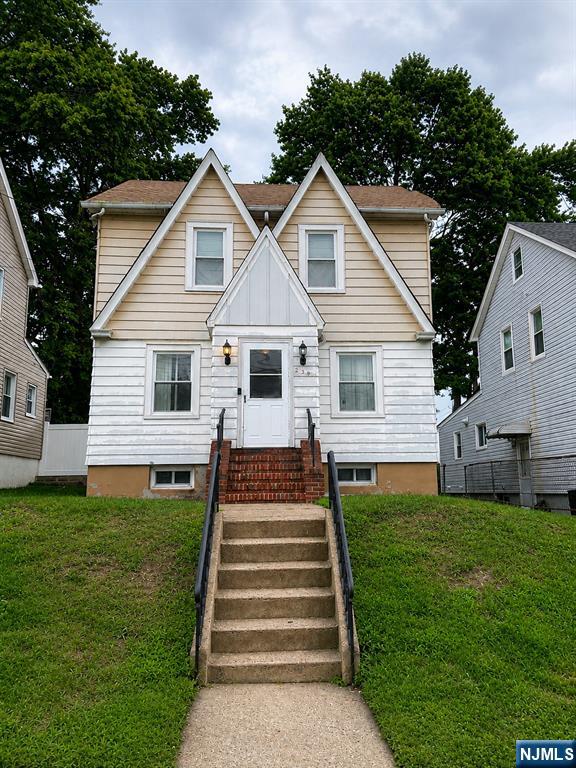 Photo 1 of Single family home for sale at 239 8th Avenue, Paterson, NJ 07514 | MLS# 26029733 | Listing updated on 2026-09-18