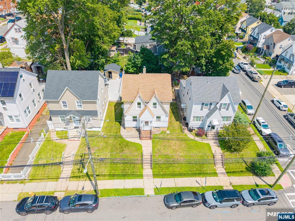 Photo 3 of Single family home for sale at 239 8th Avenue, Paterson, NJ 07514 | MLS# 26029733 | Listing updated on 2026-09-18