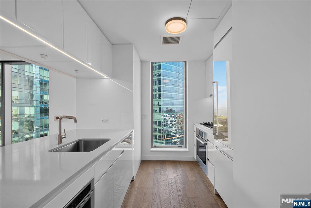 99 Hudson Street 2811 - Photo 3