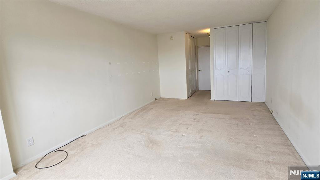 2100 Linwood Ave #23D, Fort Lee, NJ 07024